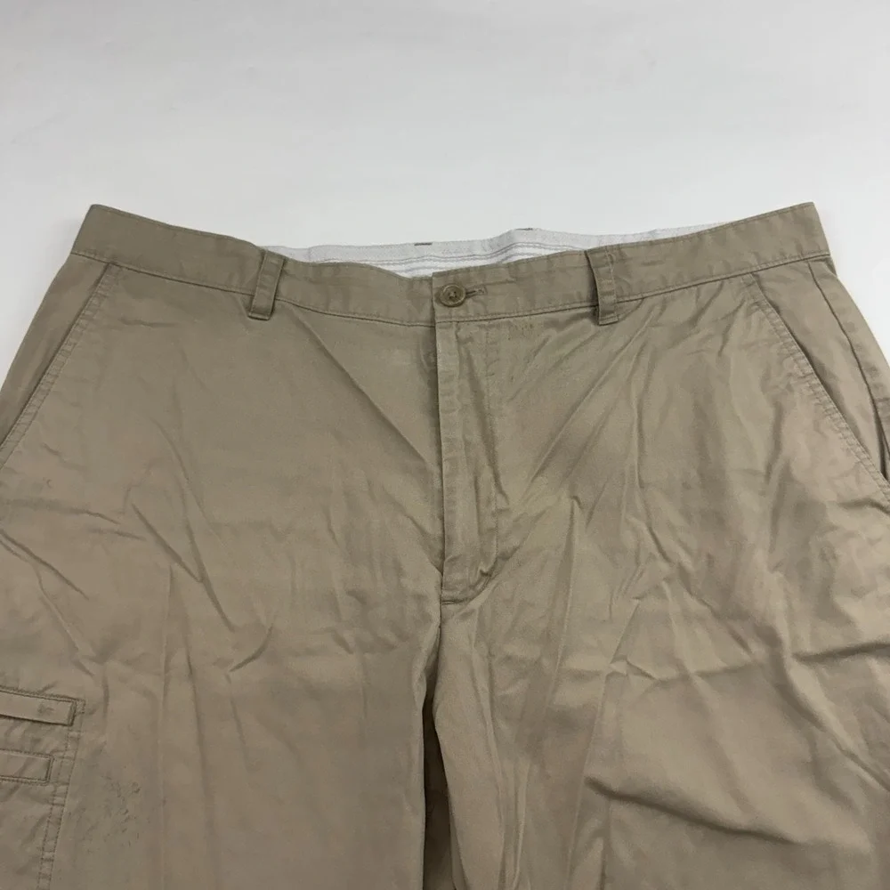 Greg Norman For Tasso Elba FIVE IRON Khaki Chino Shorts Sz 40 Cargo Pocket - Picture 3 of 11